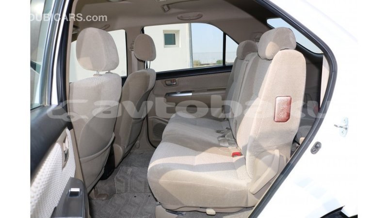 Big with watermark toyota fortuner abseron import dubai 1279