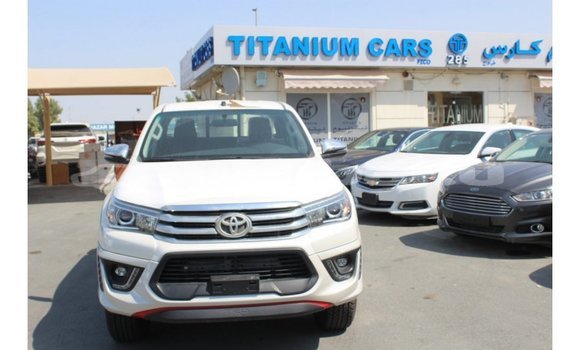 Buy Import Toyota Hilux White Car in Import - Dubai in Abseron Buy Import Toyota Hilux White Car in Import - Dubai in Abseron
