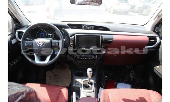 Buy Import Toyota Hilux White Car in Import - Dubai in Abseron Buy Import Toyota Hilux White Car in Import - Dubai in Abseron