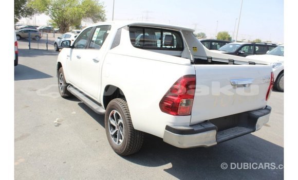 Buy Import Toyota Hilux White Car in Import - Dubai in Abseron Buy Import Toyota Hilux White Car in Import - Dubai in Abseron