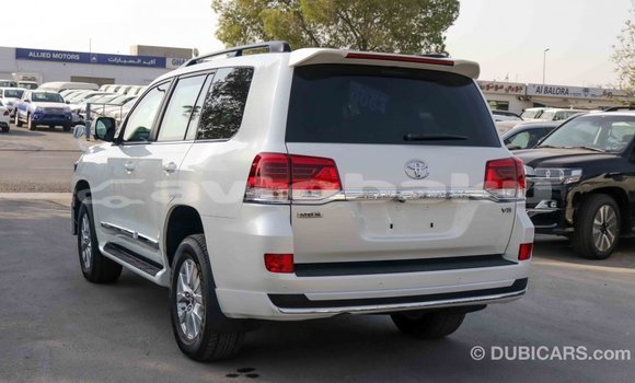 Buy Import Toyota Land Cruiser White Car in Import - Dubai in Abseron Buy Import Toyota Land Cruiser White Car in Import - Dubai in Abseron