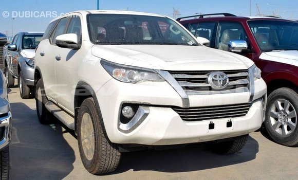Buy Import Toyota Fortuner White Car in Import - Dubai in Abseron Buy Import Toyota Fortuner White Car in Import - Dubai in Abseron