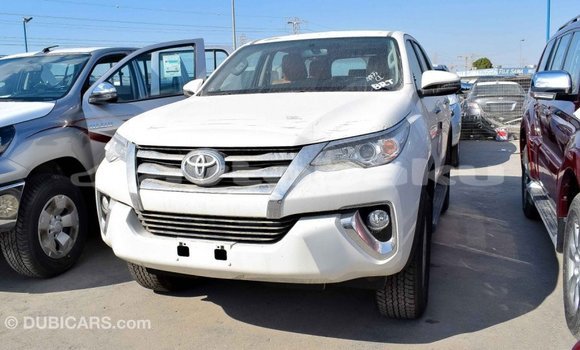 Buy Import Toyota Fortuner White Car in Import - Dubai in Abseron Buy Import Toyota Fortuner White Car in Import - Dubai in Abseron