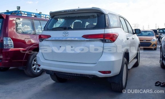 Buy Import Toyota Fortuner White Car in Import - Dubai in Abseron Buy Import Toyota Fortuner White Car in Import - Dubai in Abseron