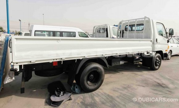 Buy Import Hyundai Accent White Car in Import - Dubai in Abseron Buy Import Hyundai Accent White Car in Import - Dubai in Abseron