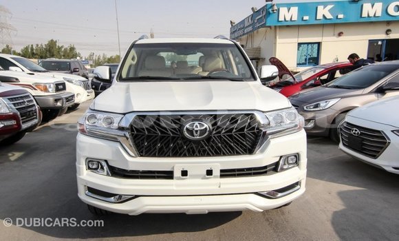 Buy Import Toyota Land Cruiser White Car in Import - Dubai in Abseron Buy Import Toyota Land Cruiser White Car in Import - Dubai in Abseron