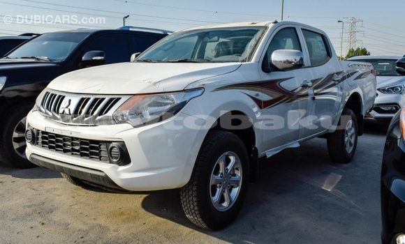 Buy Import Mitsubishi L200 White Car in Import - Dubai in Abseron Buy Import Mitsubishi L200 White Car in Import - Dubai in Abseron