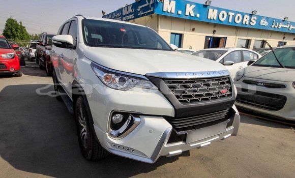 Buy Import Toyota Fortuner White Car in Import - Dubai in Abseron Buy Import Toyota Fortuner White Car in Import - Dubai in Abseron