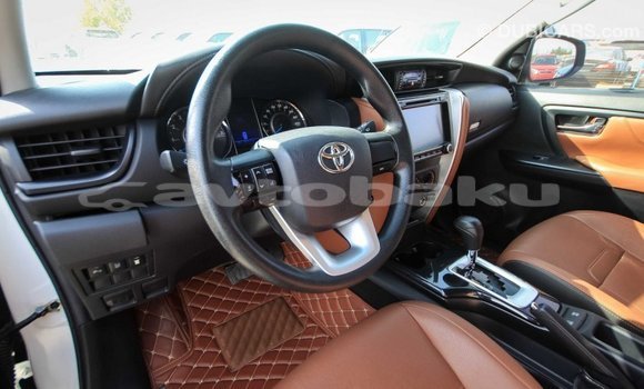 Buy Import Toyota Fortuner White Car in Import - Dubai in Abseron Buy Import Toyota Fortuner White Car in Import - Dubai in Abseron