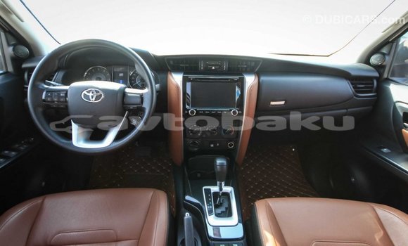 Buy Import Toyota Fortuner White Car in Import - Dubai in Abseron Buy Import Toyota Fortuner White Car in Import - Dubai in Abseron