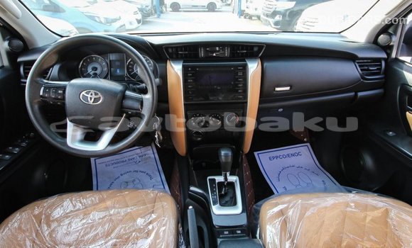 Buy Import Toyota Fortuner White Car in Import - Dubai in Abseron Buy Import Toyota Fortuner White Car in Import - Dubai in Abseron