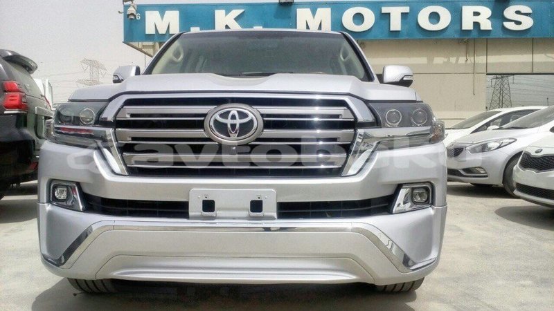 Big with watermark toyota land cruiser abseron import dubai 1366