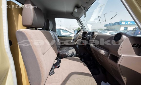 Buy Import Toyota Land Cruiser Beige Car in Import - Dubai in Abseron Buy Import Toyota Land Cruiser Beige Car in Import - Dubai in Abseron