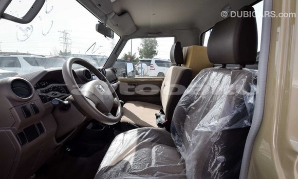 Buy Import Toyota Land Cruiser Beige Car in Import - Dubai in Abseron Buy Import Toyota Land Cruiser Beige Car in Import - Dubai in Abseron