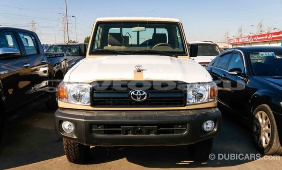 Buy Import Toyota Land Cruiser Beige Car in Import - Dubai in Abseron Buy Import Toyota Land Cruiser Beige Car in Import - Dubai in Abseron