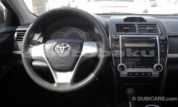 Buy Import Toyota Camry White Car in Import - Dubai in Abseron Buy Import Toyota Camry White Car in Import - Dubai in Abseron