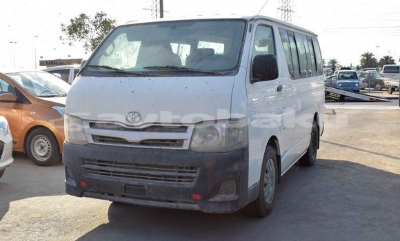 Buy Import Toyota Hiace White Car in Import - Dubai in Abseron Buy Import Toyota Hiace White Car in Import - Dubai in Abseron