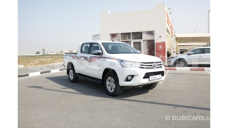 Big with watermark toyota hilux abseron import dubai 1386