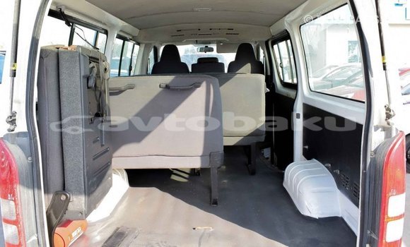 Buy Import Toyota Hiace White Car in Import - Dubai in Abseron Buy Import Toyota Hiace White Car in Import - Dubai in Abseron
