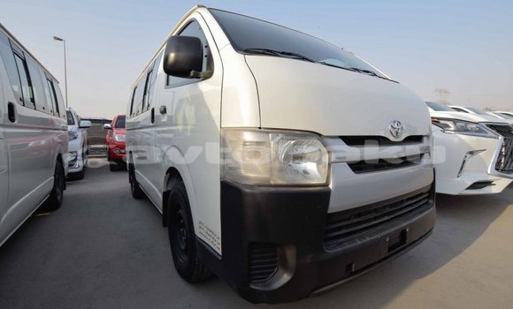Buy Import Toyota Hiace White Car in Import - Dubai in Abseron Buy Import Toyota Hiace White Car in Import - Dubai in Abseron
