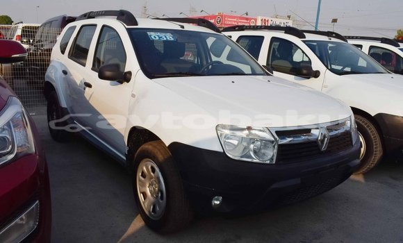 Buy Import Renault Duster White Car in Import - Dubai in Abseron