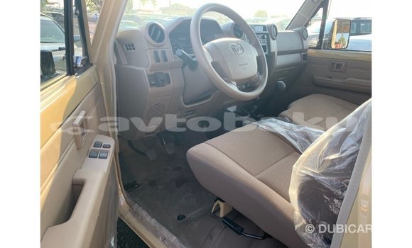 Buy Import Toyota Land Cruiser Beige Car in Import - Dubai in Abseron Buy Import Toyota Land Cruiser Beige Car in Import - Dubai in Abseron