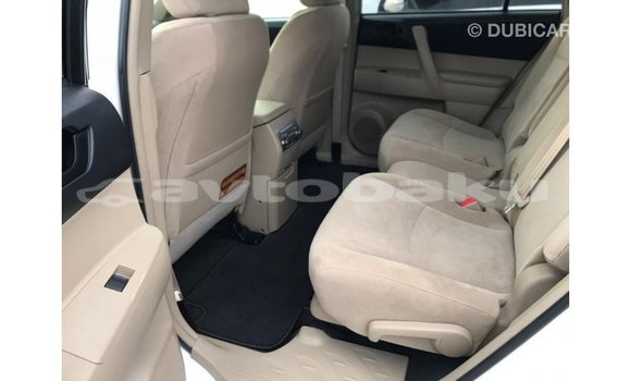 Buy Import Toyota Highlander White Car in Import - Dubai in Abseron Buy Import Toyota Highlander White Car in Import - Dubai in Abseron