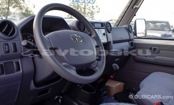 Buy Import Toyota Land Cruiser White Car in Import - Dubai in Abseron Buy Import Toyota Land Cruiser White Car in Import - Dubai in Abseron