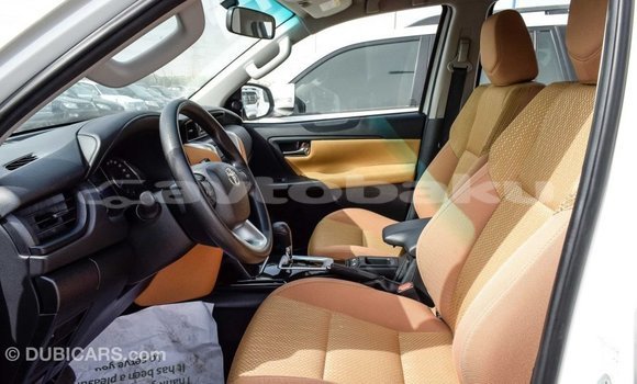 Buy Import Toyota Fortuner White Car in Import - Dubai in Abseron Buy Import Toyota Fortuner White Car in Import - Dubai in Abseron
