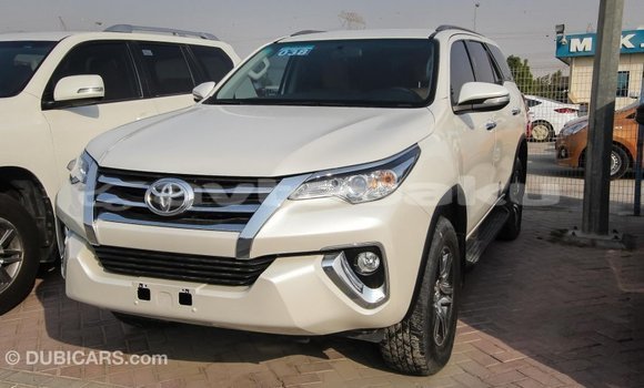 Buy Import Toyota Fortuner White Car in Import - Dubai in Abseron Buy Import Toyota Fortuner White Car in Import - Dubai in Abseron