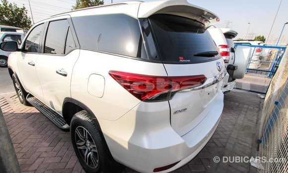 Buy Import Toyota Fortuner White Car in Import - Dubai in Abseron Buy Import Toyota Fortuner White Car in Import - Dubai in Abseron