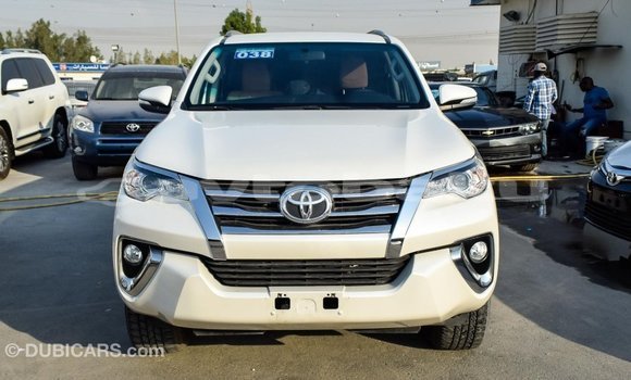 Buy Import Toyota Fortuner White Car in Import - Dubai in Abseron Buy Import Toyota Fortuner White Car in Import - Dubai in Abseron