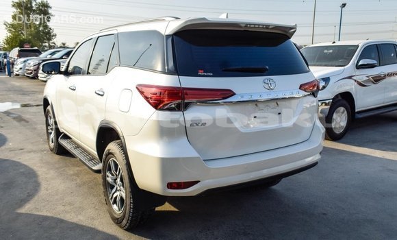 Buy Import Toyota Fortuner White Car in Import - Dubai in Abseron Buy Import Toyota Fortuner White Car in Import - Dubai in Abseron