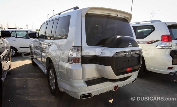 Buy Import Mitsubishi Pajero White Car in Import - Dubai in Abseron Buy Import Mitsubishi Pajero White Car in Import - Dubai in Abseron