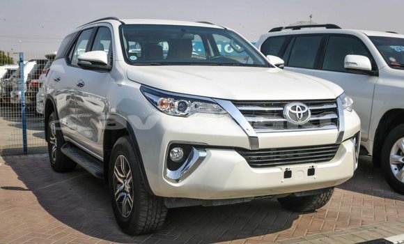 Buy Import Toyota Fortuner White Car in Import - Dubai in Abseron Buy Import Toyota Fortuner White Car in Import - Dubai in Abseron