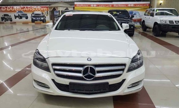 Buy Import Mercedes-Benz 190 (W201) White Car in Import - Dubai in Abseron Buy Import Mercedes-Benz 190 (W201) White Car in Import - Dubai in Abseron