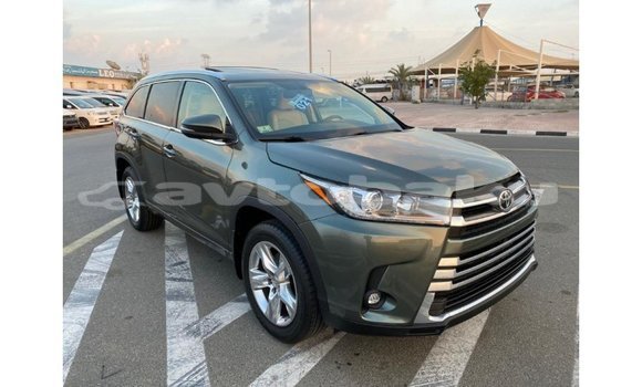 Buy Import Toyota Highlander Green Car in Import - Dubai in Abseron Buy Import Toyota Highlander Green Car in Import - Dubai in Abseron