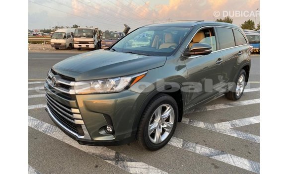 Buy Import Toyota Highlander Green Car in Import - Dubai in Abseron Buy Import Toyota Highlander Green Car in Import - Dubai in Abseron