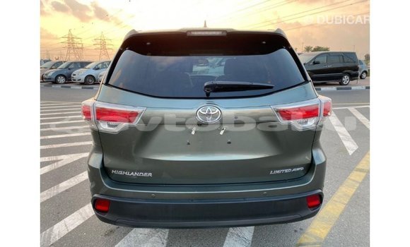 Buy Import Toyota Highlander Green Car in Import - Dubai in Abseron Buy Import Toyota Highlander Green Car in Import - Dubai in Abseron