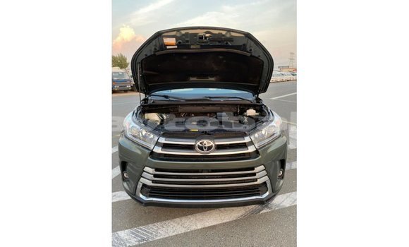 Buy Import Toyota Highlander Green Car in Import - Dubai in Abseron Buy Import Toyota Highlander Green Car in Import - Dubai in Abseron