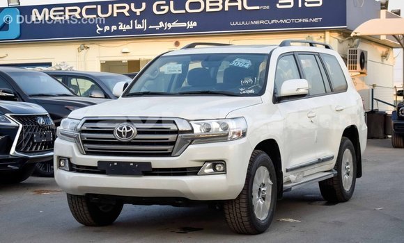 Buy Import Toyota Land Cruiser White Car in Import - Dubai in Abseron Buy Import Toyota Land Cruiser White Car in Import - Dubai in Abseron