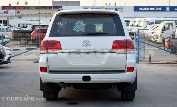 Buy Import Toyota Land Cruiser White Car in Import - Dubai in Abseron Buy Import Toyota Land Cruiser White Car in Import - Dubai in Abseron
