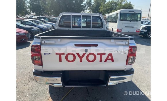 Buy Import Toyota Hilux White Car in Import - Dubai in Abseron Buy Import Toyota Hilux White Car in Import - Dubai in Abseron
