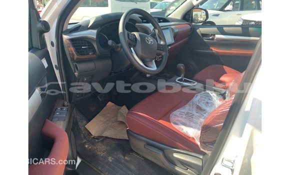Buy Import Toyota Hilux White Car in Import - Dubai in Abseron Buy Import Toyota Hilux White Car in Import - Dubai in Abseron