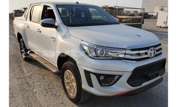 Buy Import Toyota Hilux White Car in Import - Dubai in Abseron Buy Import Toyota Hilux White Car in Import - Dubai in Abseron