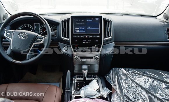 Buy Import Toyota Land Cruiser White Car in Import - Dubai in Abseron Buy Import Toyota Land Cruiser White Car in Import - Dubai in Abseron
