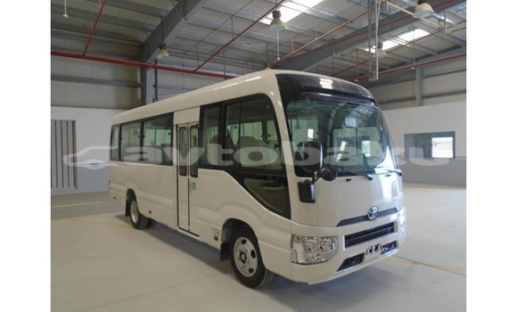 Buy Import Abarth 595 White Car in Import - Dubai in Abseron