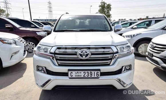 Buy Import Toyota Land Cruiser White Car in Import - Dubai in Abseron Buy Import Toyota Land Cruiser White Car in Import - Dubai in Abseron