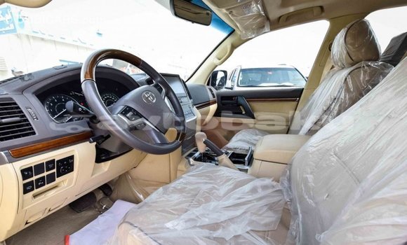 Buy Import Toyota Land Cruiser White Car in Import - Dubai in Abseron Buy Import Toyota Land Cruiser White Car in Import - Dubai in Abseron