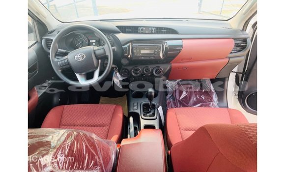 Buy Import Toyota Hilux White Car in Import - Dubai in Abseron Buy Import Toyota Hilux White Car in Import - Dubai in Abseron